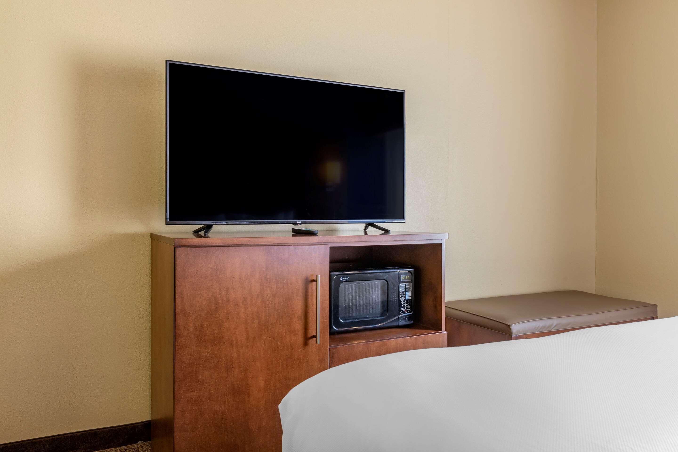 Comfort Inn & Suites Statesboro - University Area Экстерьер фото