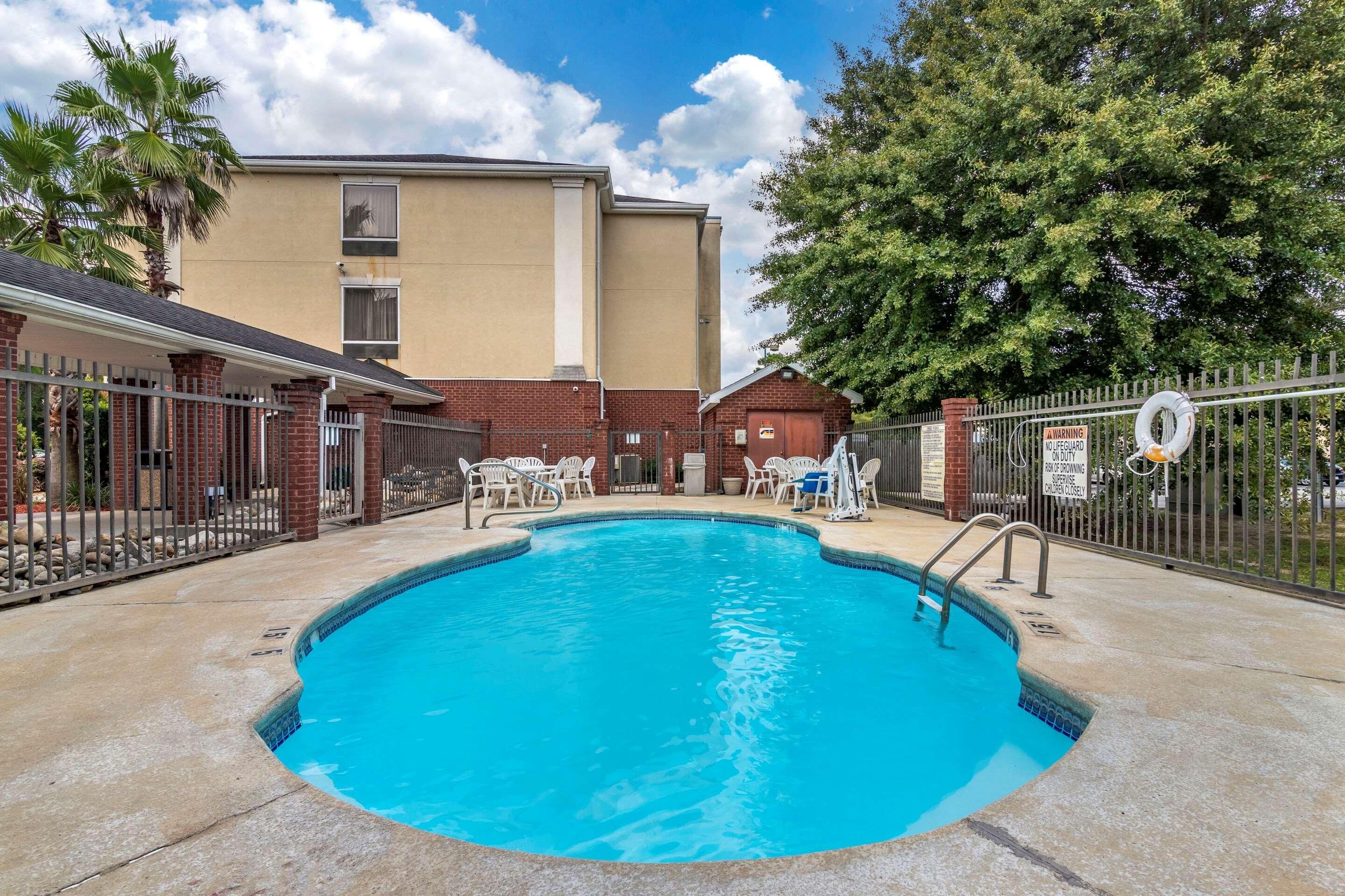 Comfort Inn & Suites Statesboro - University Area Экстерьер фото