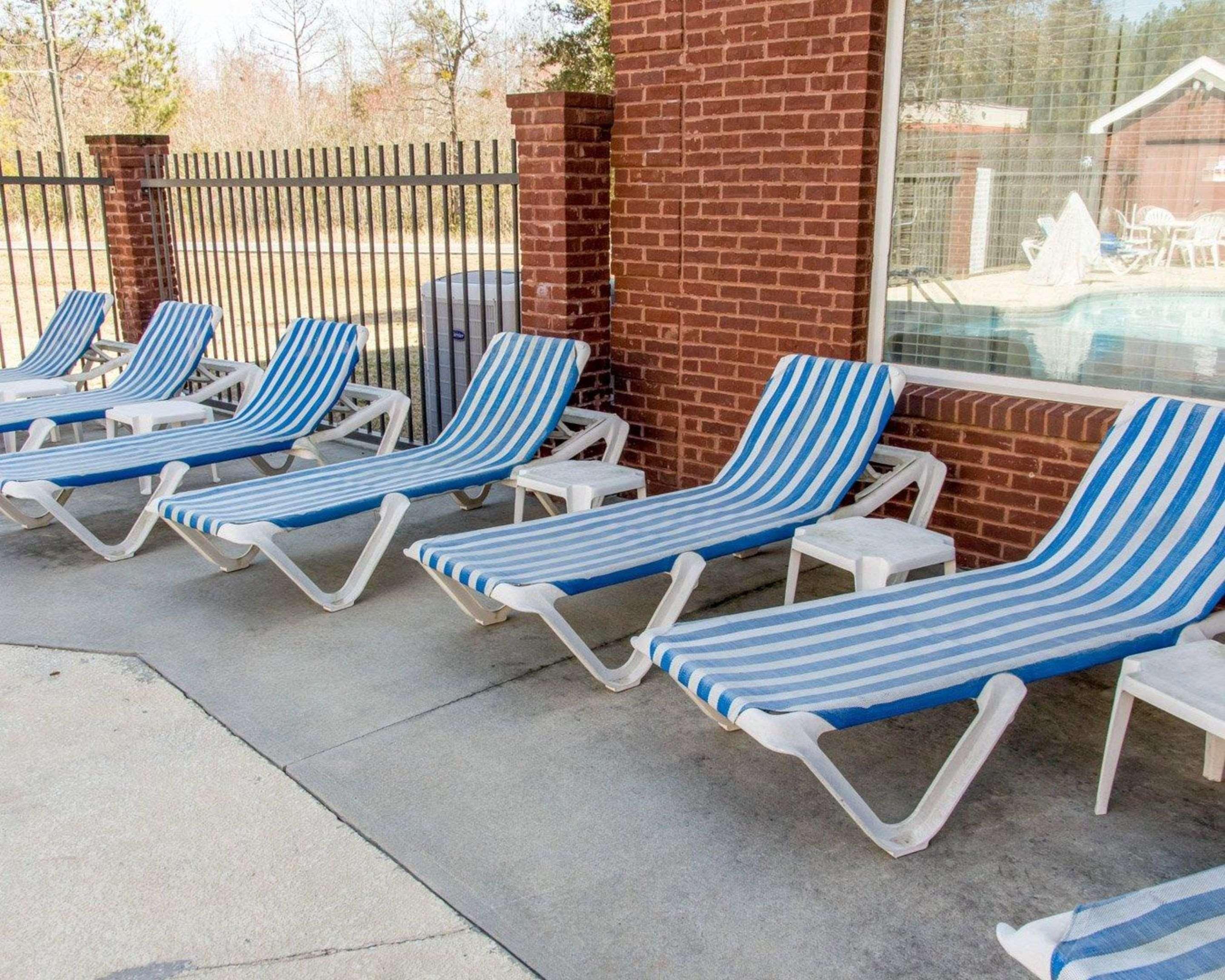 Comfort Inn & Suites Statesboro - University Area Экстерьер фото