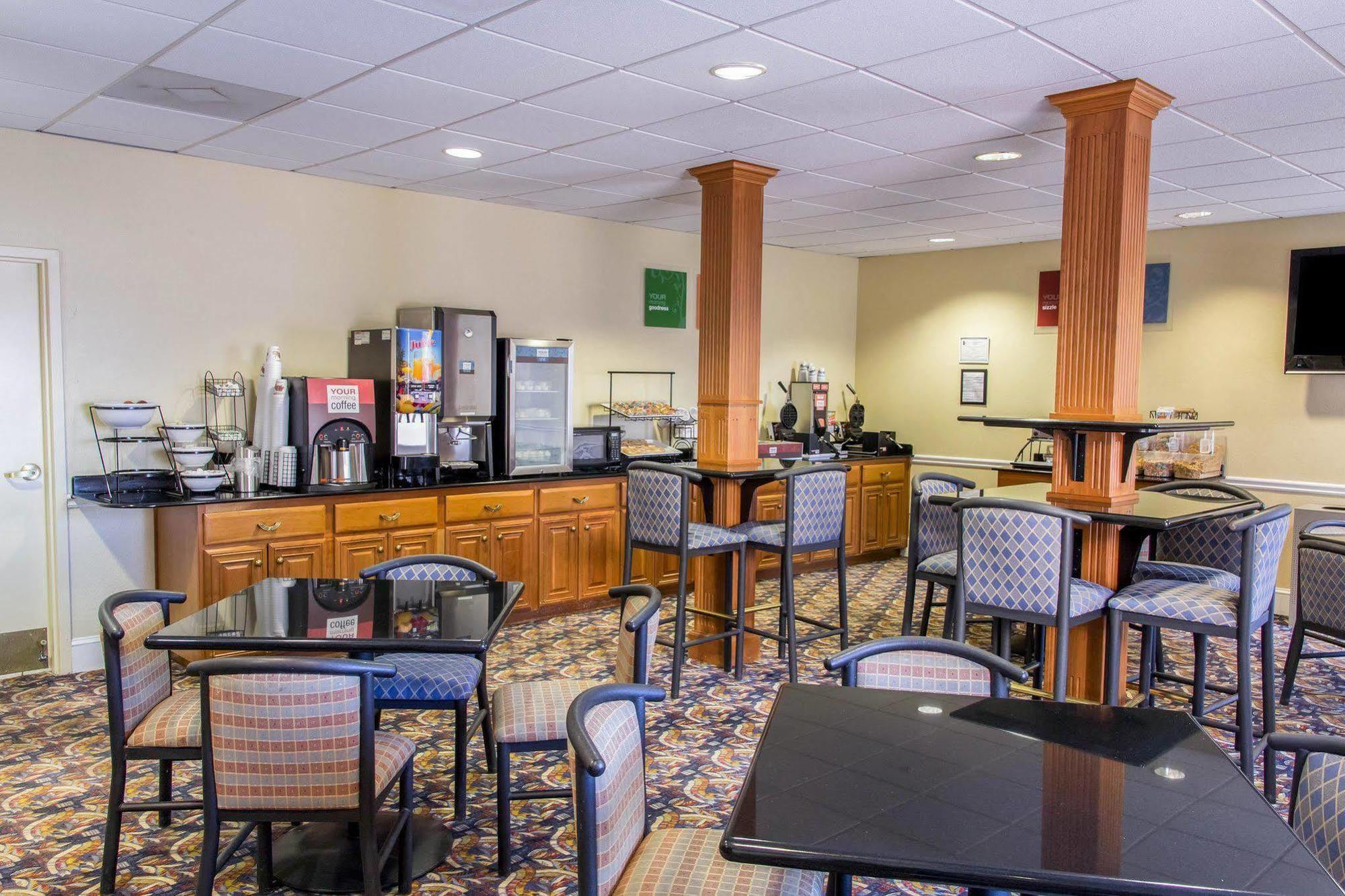 Comfort Inn & Suites Statesboro - University Area Экстерьер фото