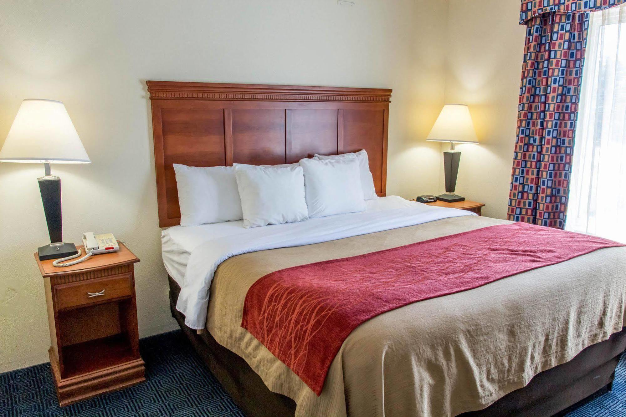 Comfort Inn & Suites Statesboro - University Area Экстерьер фото